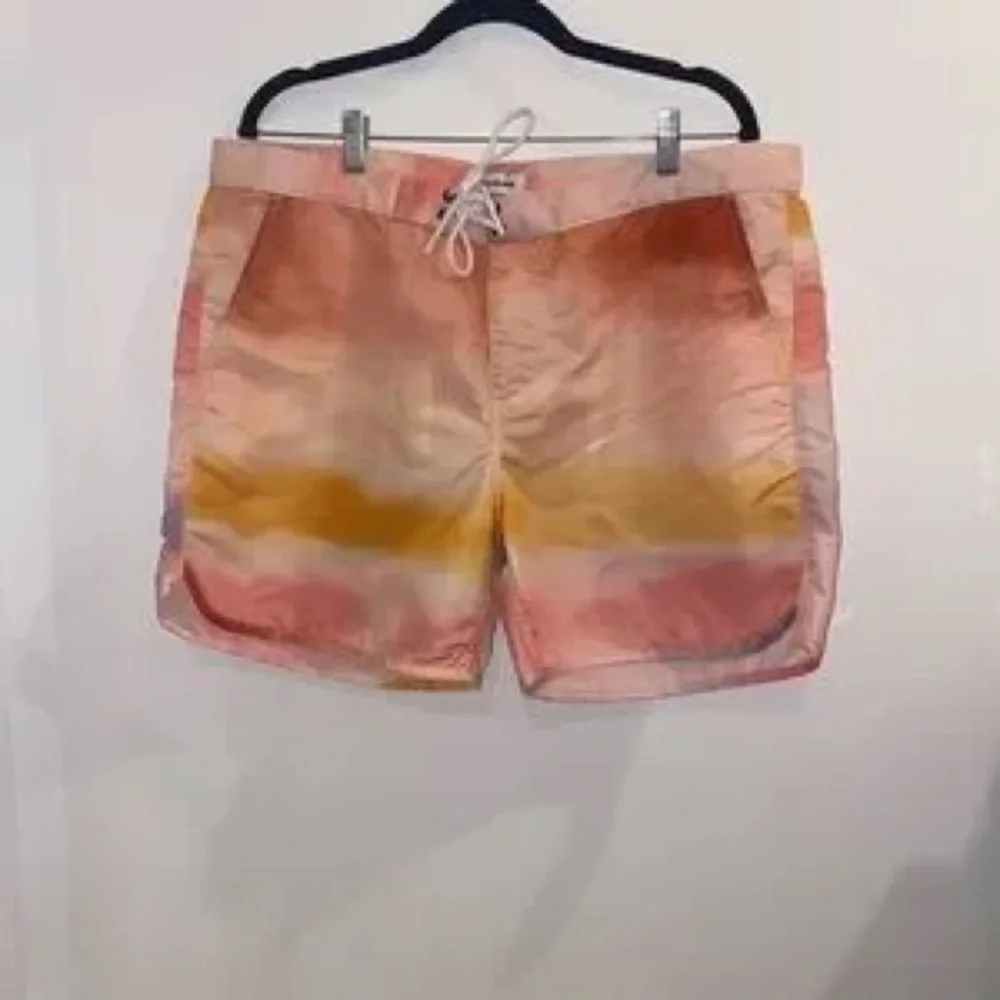 True Religion Tie Dye Board Shorts Men’s Size 36 Pink Yellow Swim Trunks